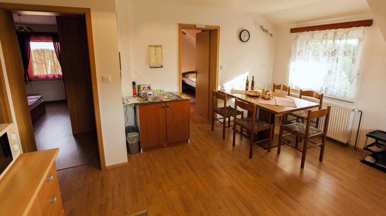Bizeljsko Apartment House Sumrak מראה חיצוני תמונה